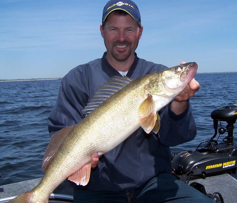 A trip back in time:  Here's Dean Arnoldussen with a spring walleye that wanted the bait moved very slowly.