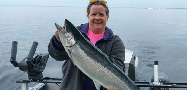 Business Card: Fish On Guide Services of Wisconsin