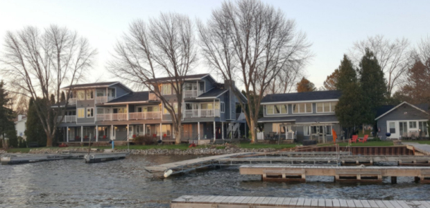 Business Card: Snug Harbor Inn
