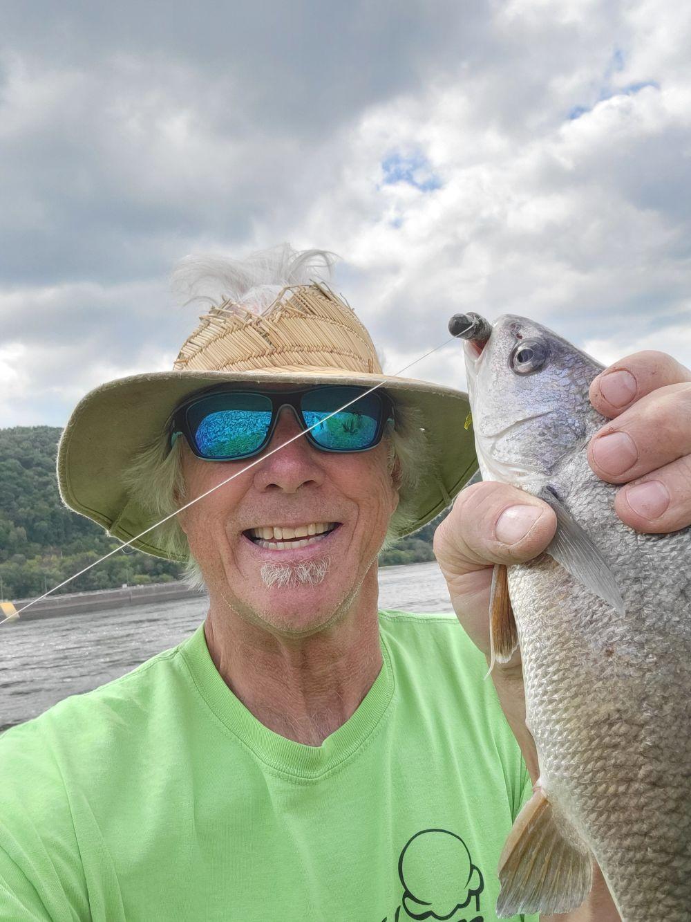 Mississippi River, Lock #9, Hubbard's Float - Lynxville - Wisconsin Fishing  Reports